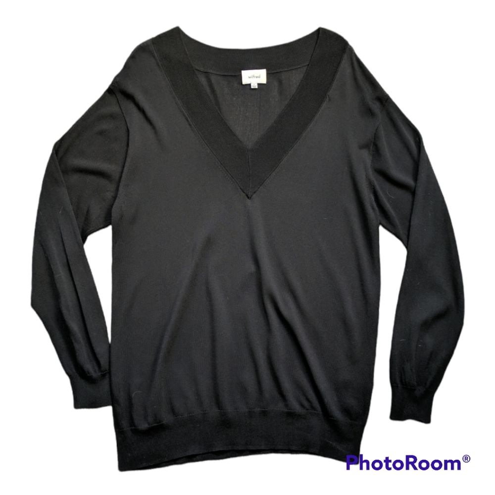 Wilfred Aritzia Black Deep V-neck Tunic Small